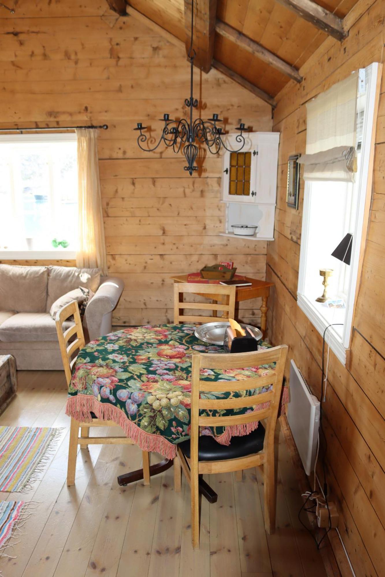 Valen Cabins In Reine Exterior photo