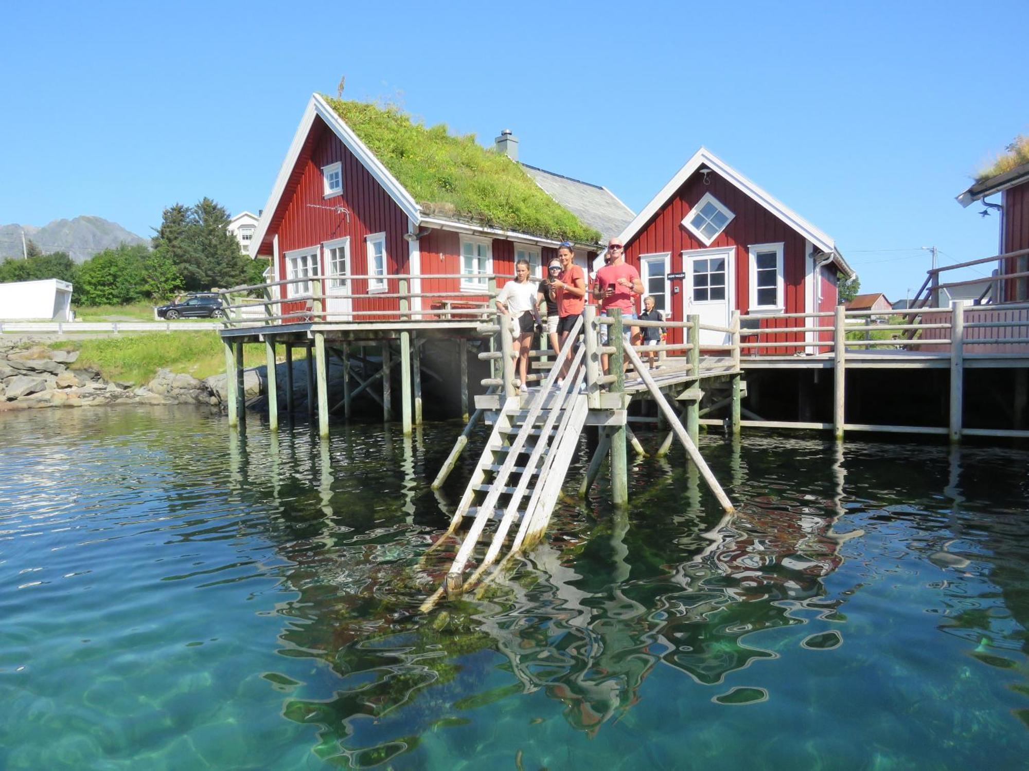 Valen Cabins In Reine Exterior photo