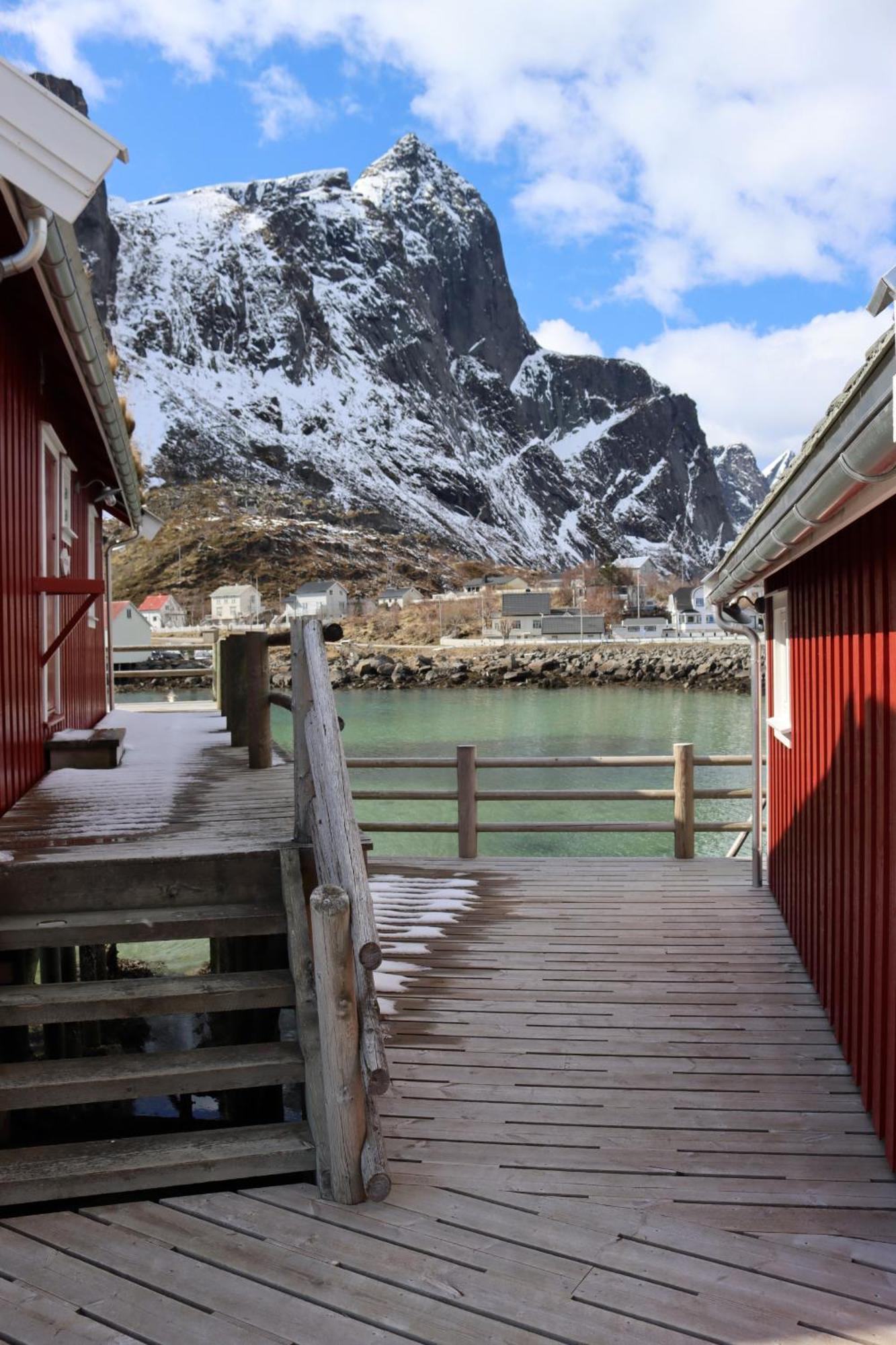 Valen Cabins In Reine Exterior photo