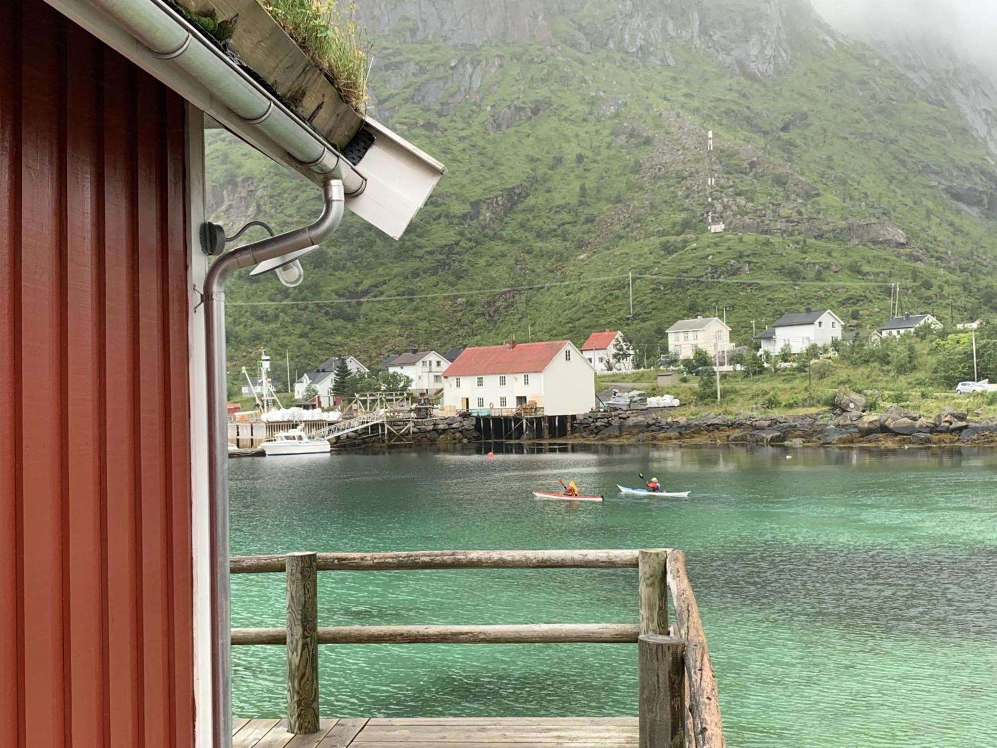 Valen Cabins In Reine Exterior photo