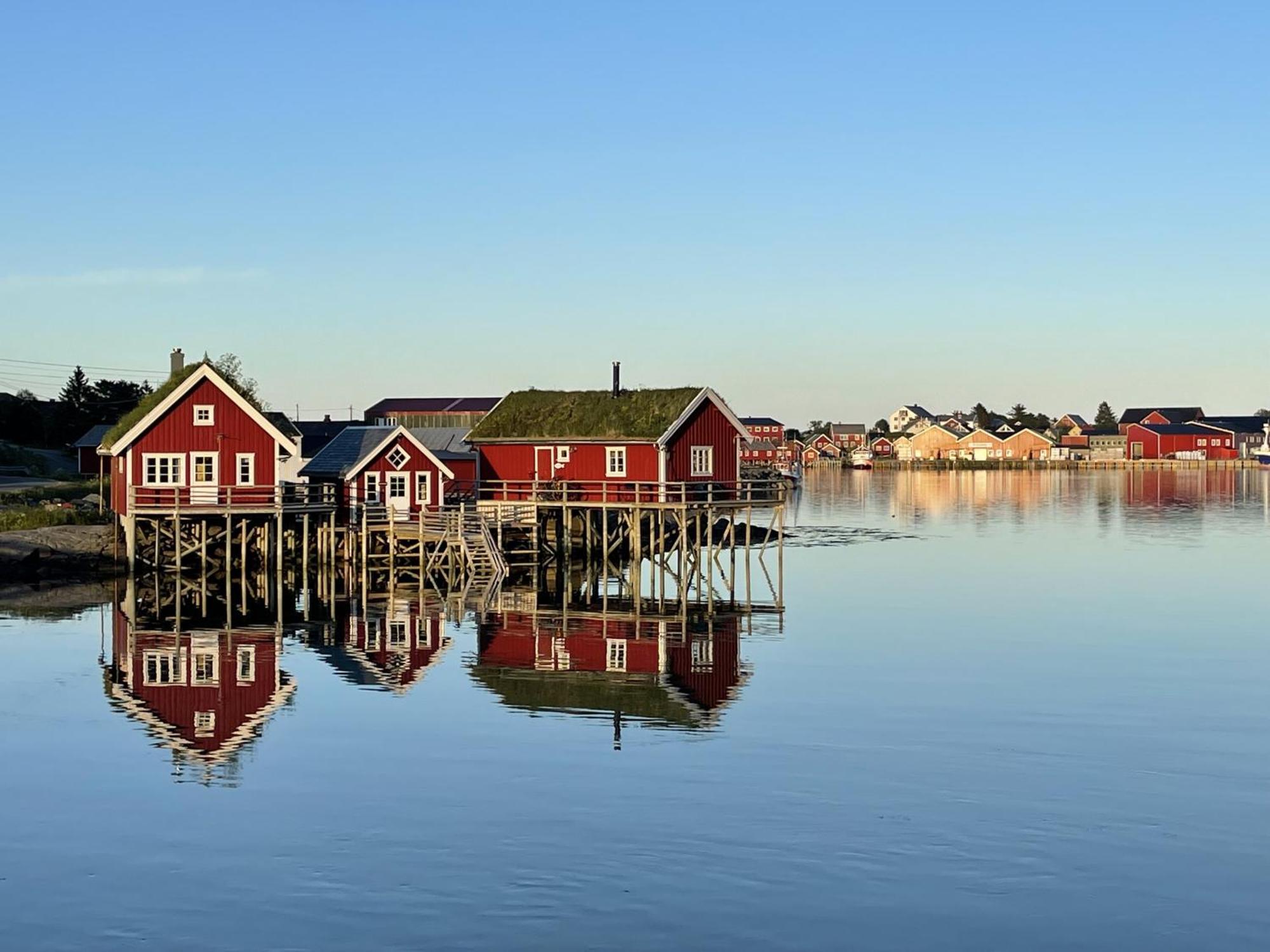 Valen Cabins In Reine Exterior photo